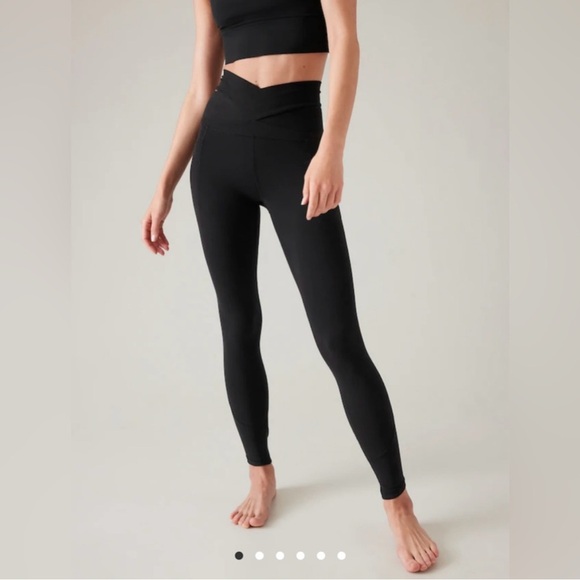 Athleta Salutation Stash Wrap Tight - Picture 1 of 3